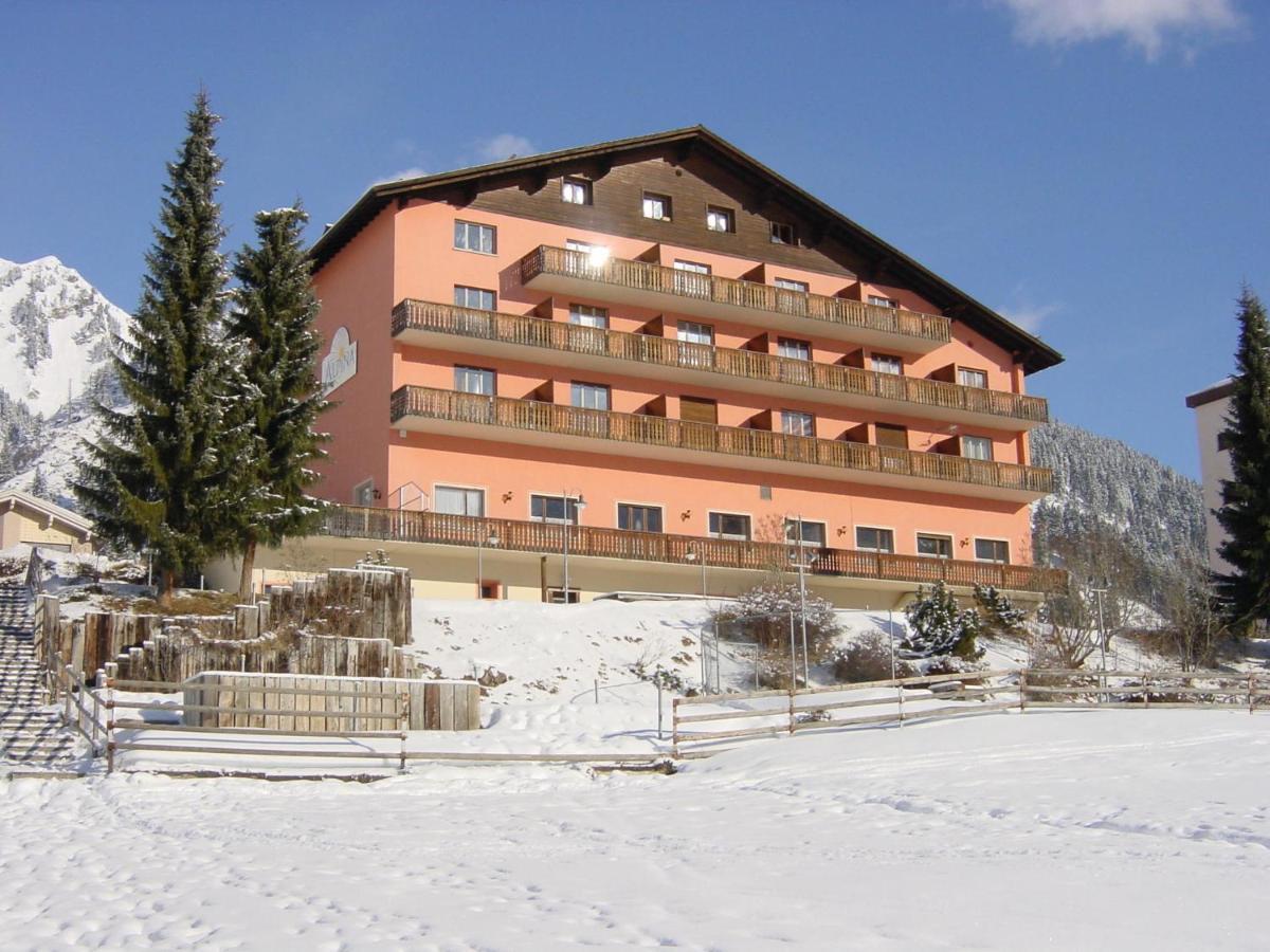 Jugendhotel Alpina Sedrun Eksteriør billede